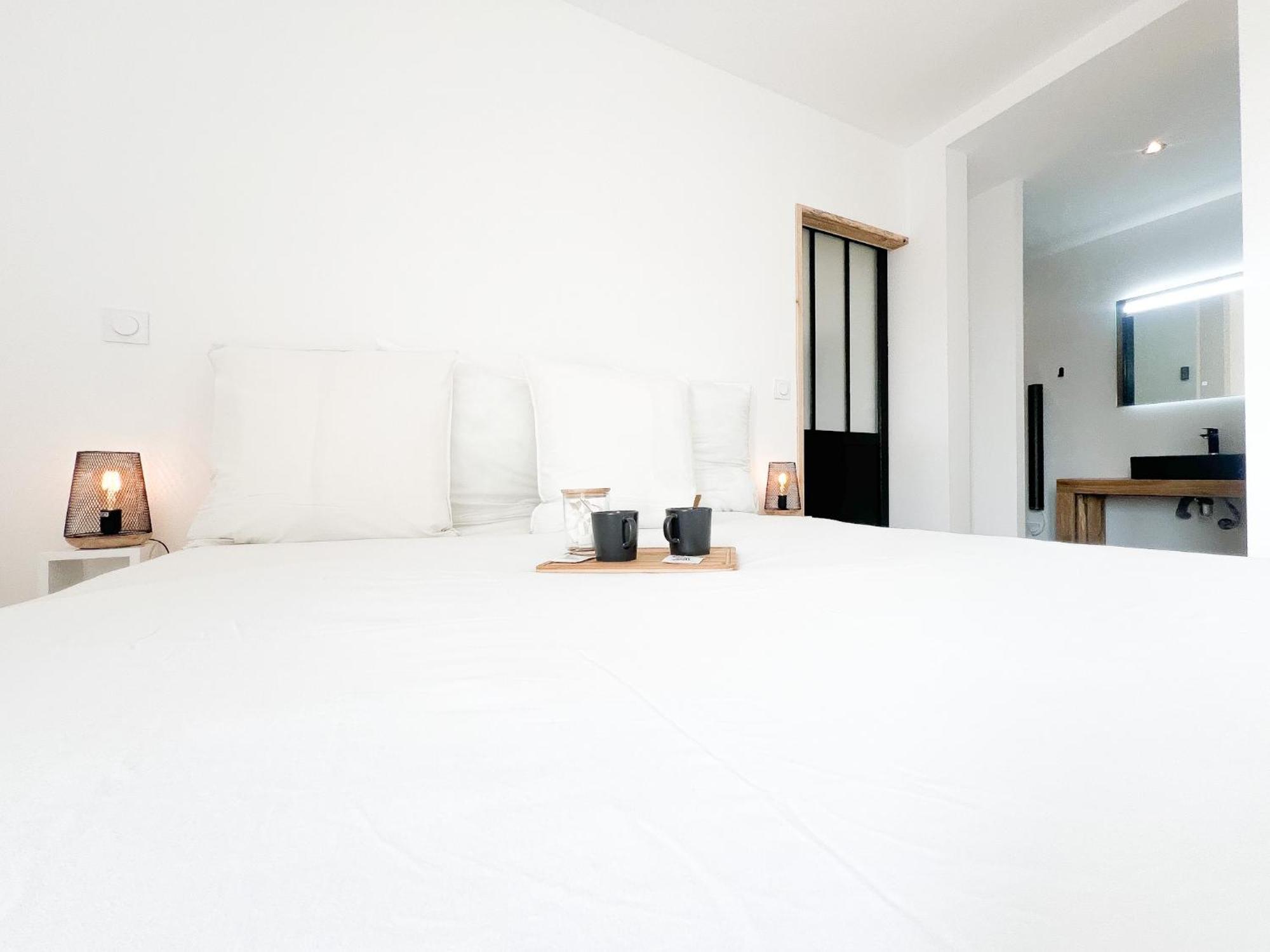 Hyper Centre, 10' Plage, Proche Gare Apartment